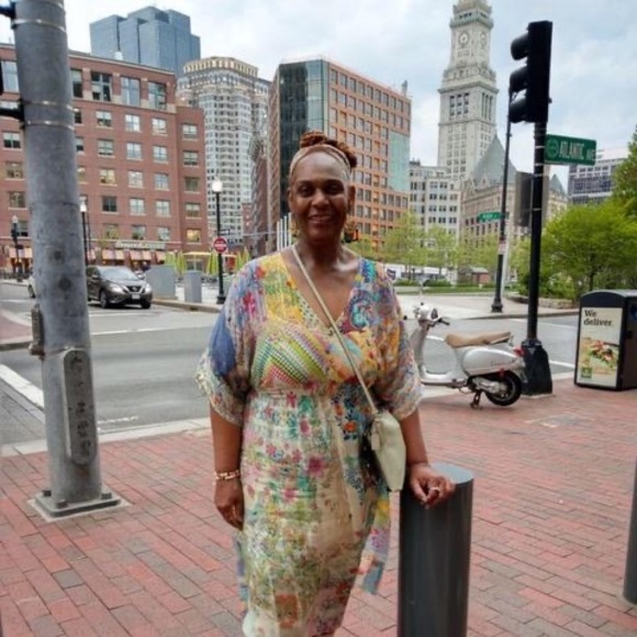 Meet your Posher, Wanda - Picture 1 of 1